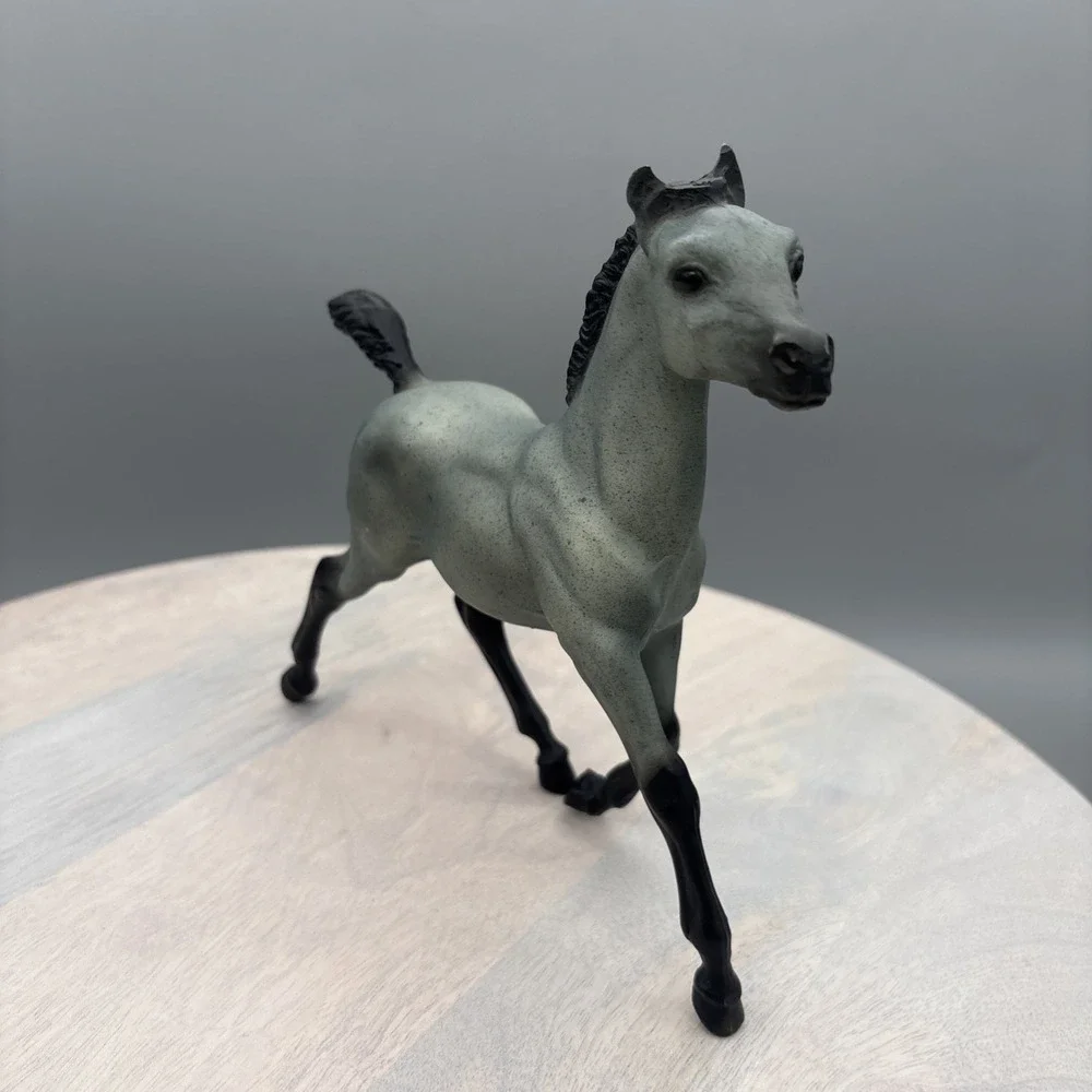 Breyer Bluegrass Foal #865 Blue Roan Black Points 1992-1994 Trotting Running